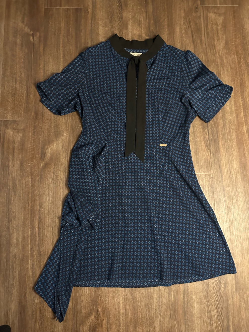 Woman’s Navy Patterned Midi Dress